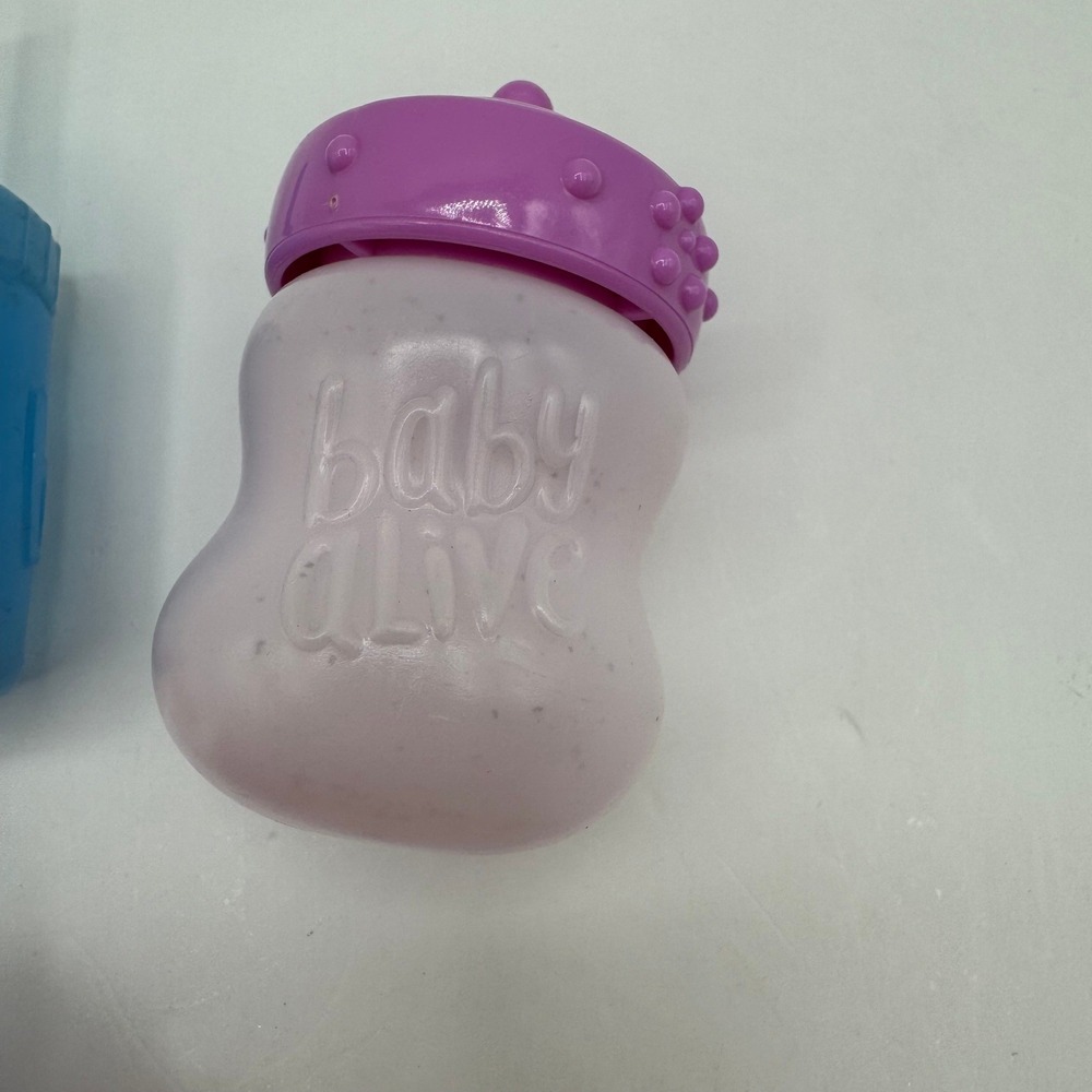 Baby Alive Gi-Go Toys Doll Bottles Sippy Cup Multicolor 4 Piece Set Replacements - Picture 2 of 7